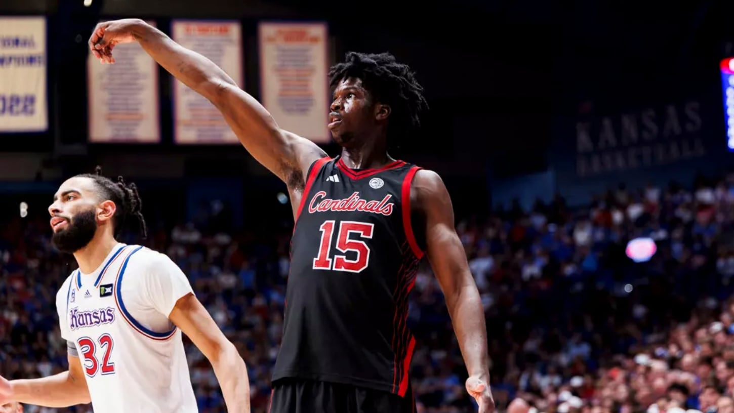 Louisville Freshman Obinna Ekezie Jr. Makes Four 3-Pointers Against Kansas