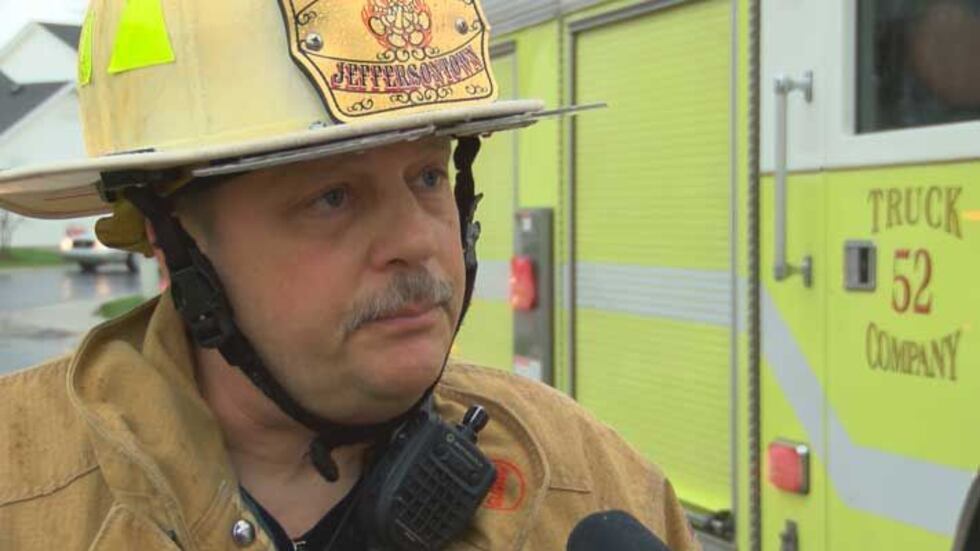 Jeffersontown Fire Asst. Chief Tom Darst (Source: Steven Richard, WAVE 3 News)
