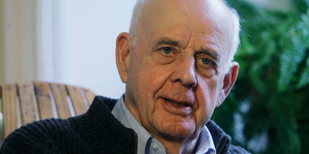 Kentuckians react to the loss of poet, activist Wendell Berry