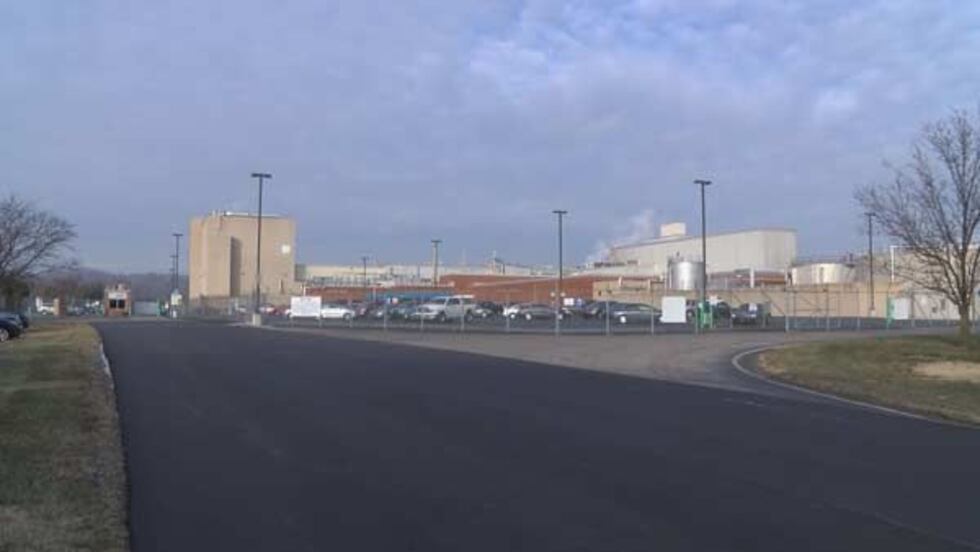 The plant employees over 400 workers. (Source: WAVE 3 News)