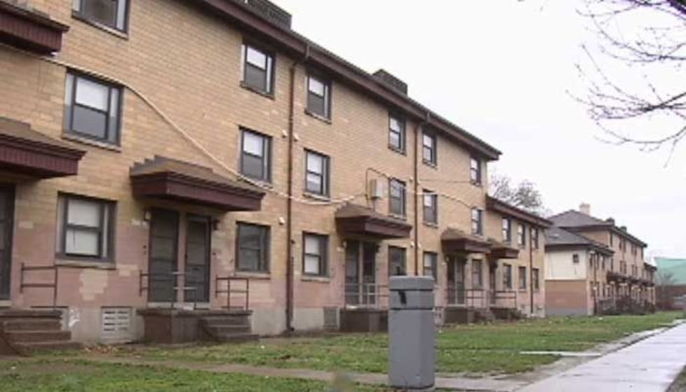The old Sheppard Square apartment complex. (Source: WAVE 3 News archives)