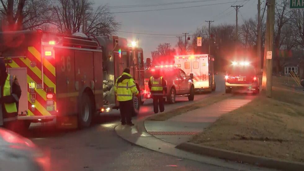 Emergency crews on the scene of the crash. (Source: WAVE 3 News)