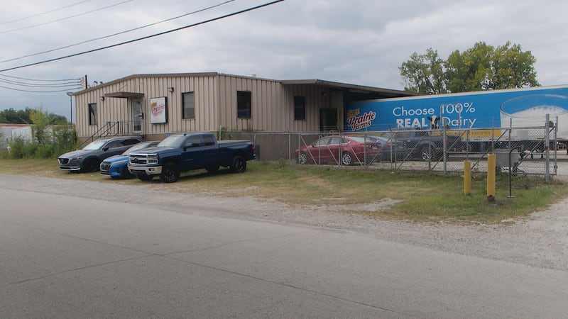 Prairie Farms Dairy took over the JCPS milk contract.