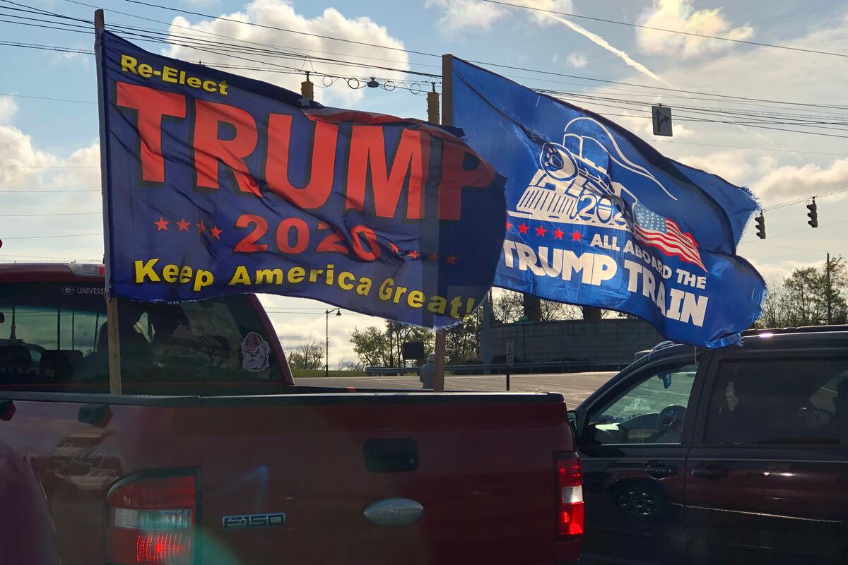 preloaded gallery image