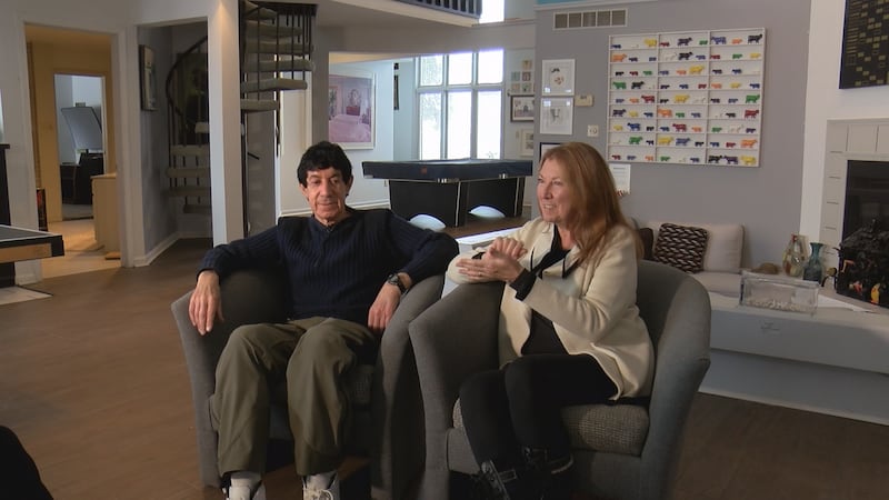 Jeffersontown couple shares huge collection of local art