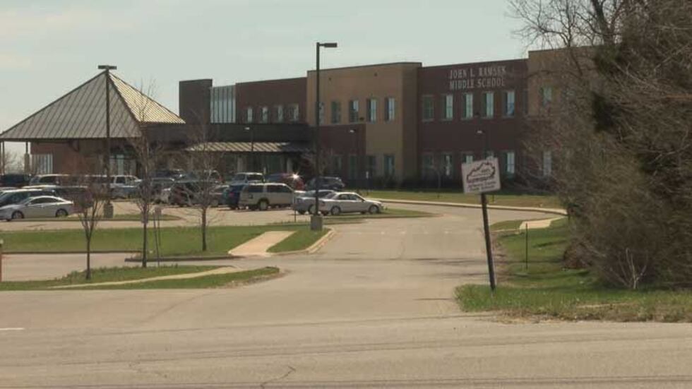 Ramsey Middle School (Source: Dale Mader, WAVE 3 News)